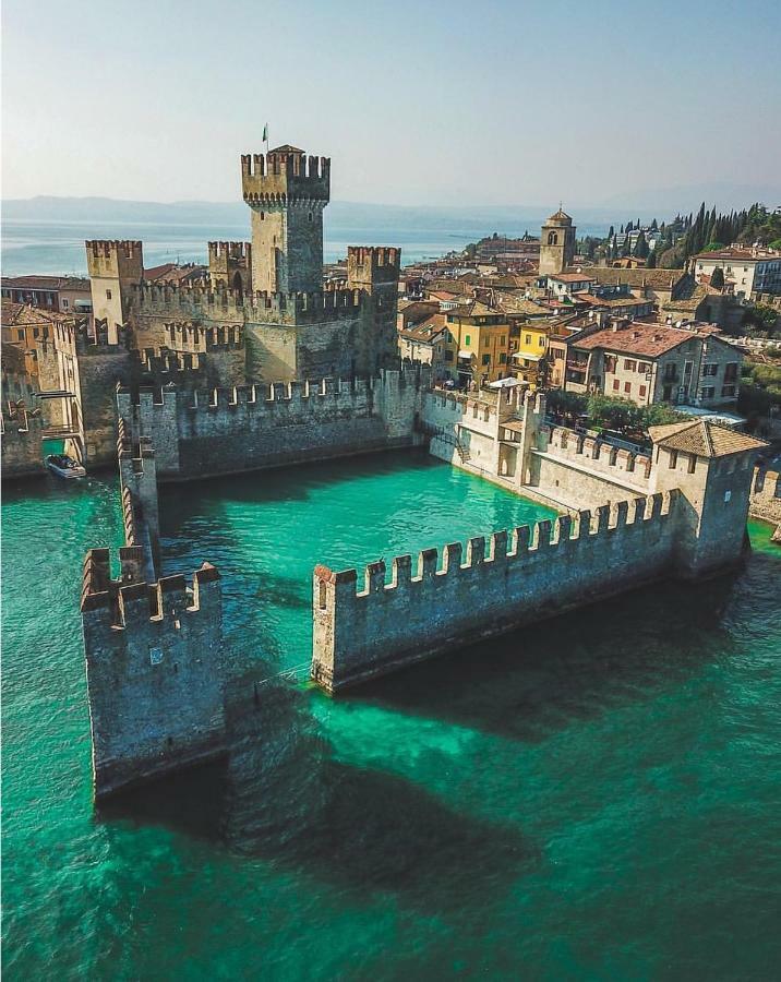 Il Glicine Sul Garda Appartamento Turistico Peschiera del Garda Exterior photo